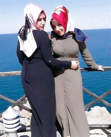 turk lezbiyenler birbirini sikiyor yeni ifsa turk porno. 396.9K views. 00:45. turkish amateur turkish lezbiyen harika opusuyorlar. 